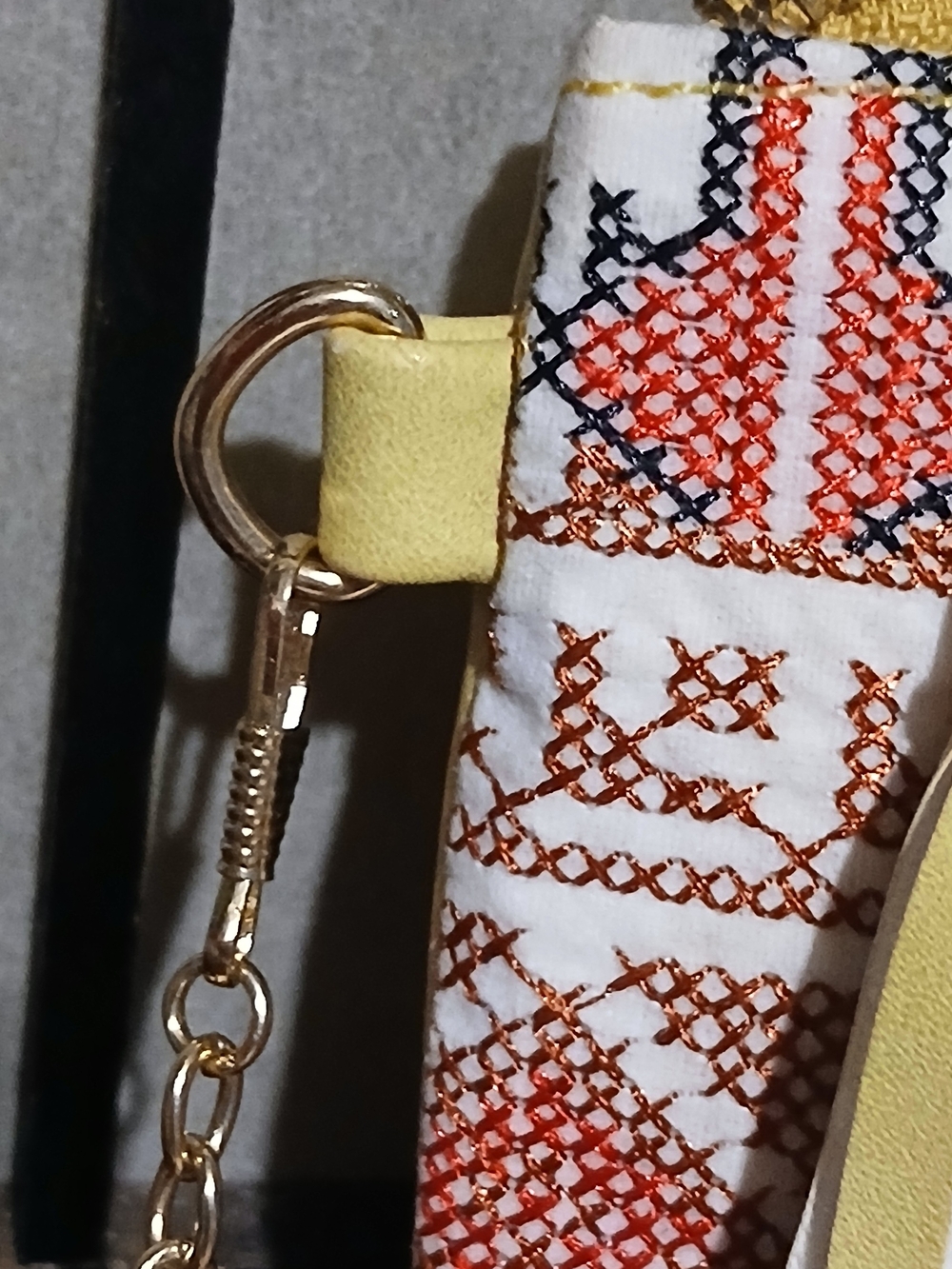 VIETA Fashion Embroidered Shoulder Bag in Cream, Coral and Brown - Picture 5 of 7